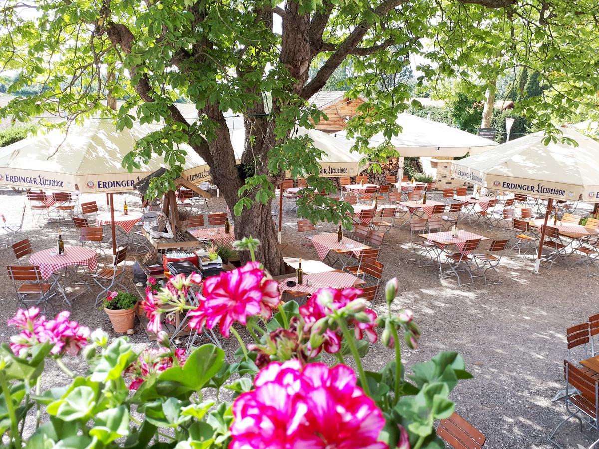 Hotel Linde Gunzburg Bagian luar foto